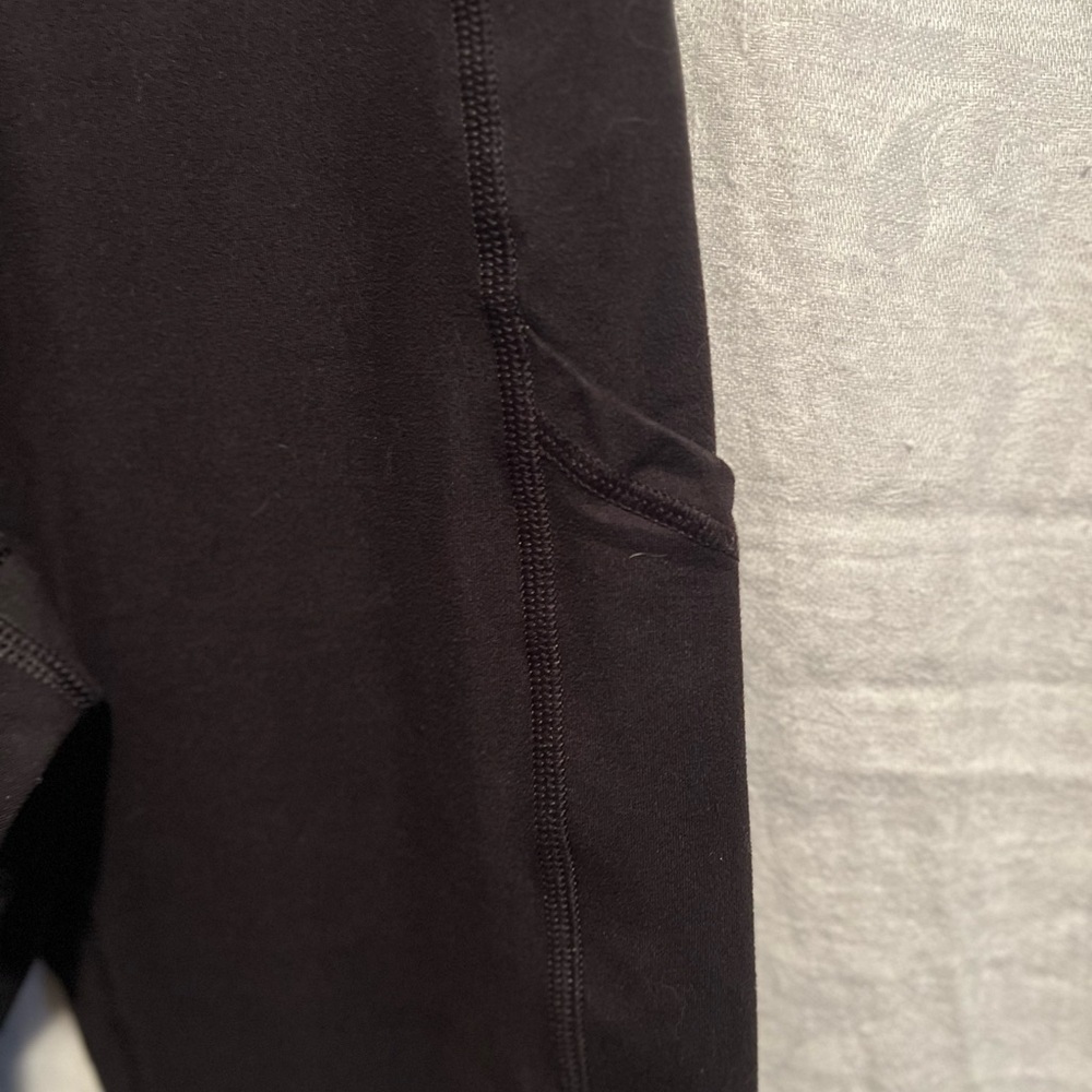 Aerie chill black leggings. Size small. Great shape. - Picture 4 of 5